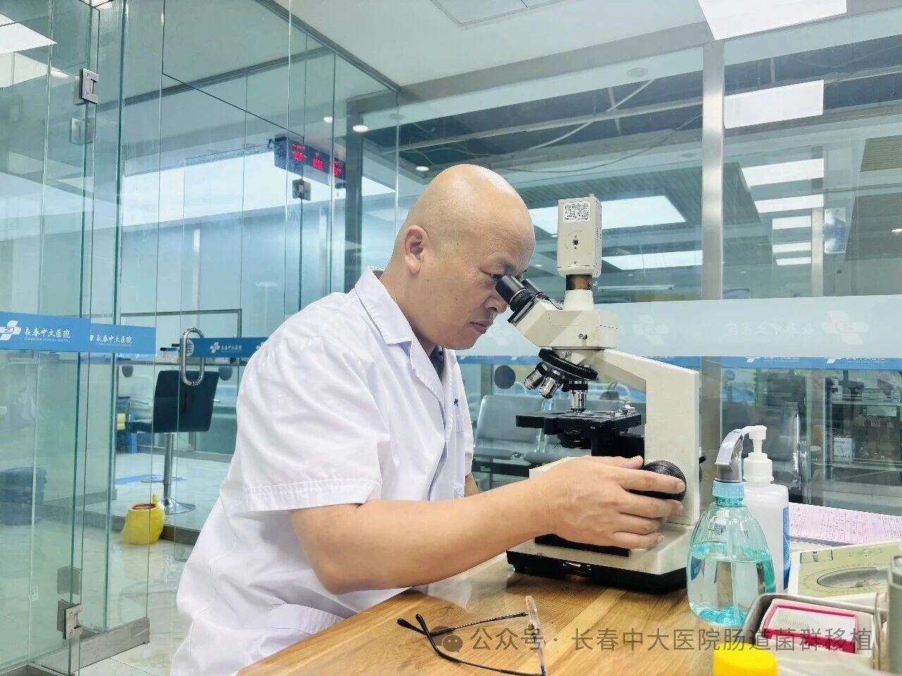 嘉义县|高朋磊医师：左手男科临床，右手肠道菌群移植深入研究
